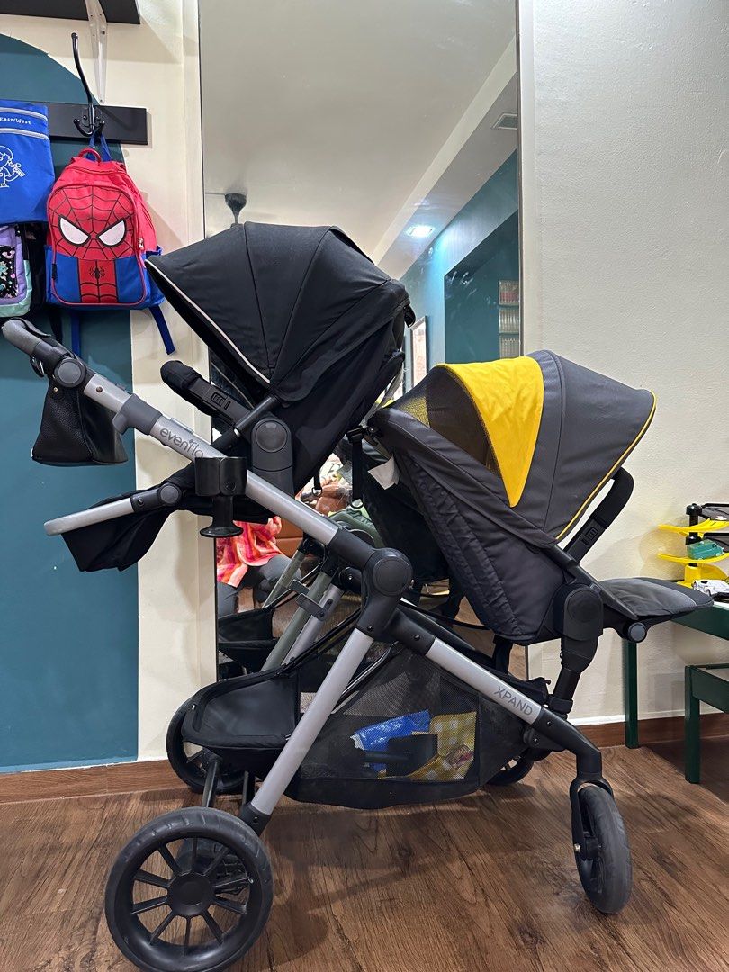 Evenflo pivot xpand extra seat new arrivals