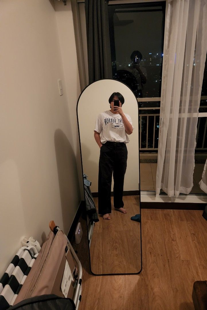 Faded Black Nike Baker/Carpenter (Category: Jeans) located in Quezon City. Submitted by themoreofless (Listing ID 1253783373, Image 3). Description: Waist 36 Length 42 Leg opening 10 with adjustable buckle at the back with small hole near leg opening and distressing MBa.