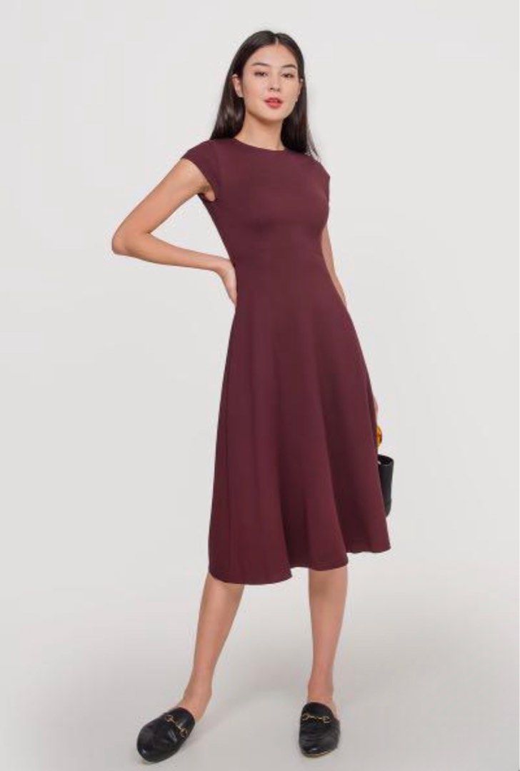 Fayth Kyra Cut Out Maxi Dress, Women's Fashion, Dresses & Sets, Dresses on  Carousell