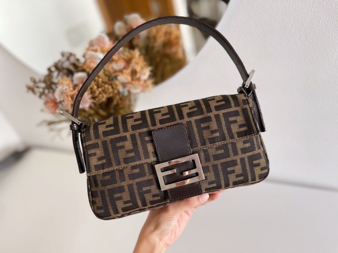 Fendi Vintage Zucca Baguette Shoulder Bag Luxury Bags Wallets