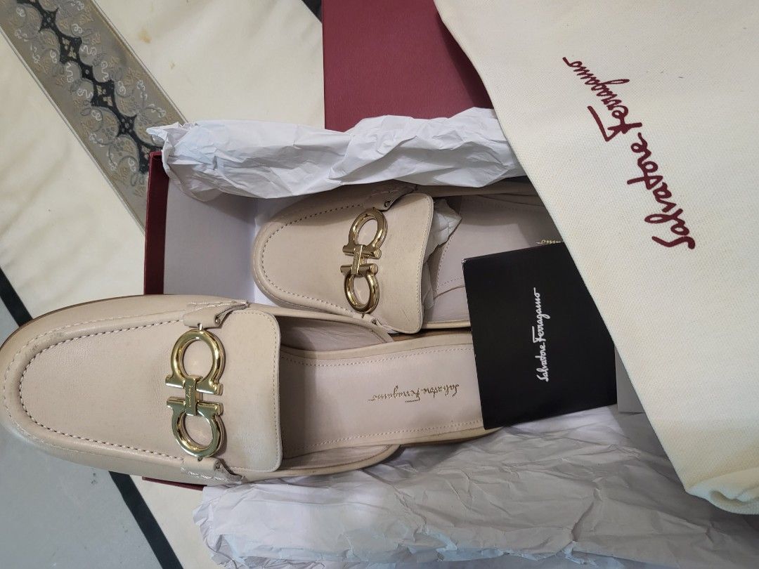 Ferragamo viggio top