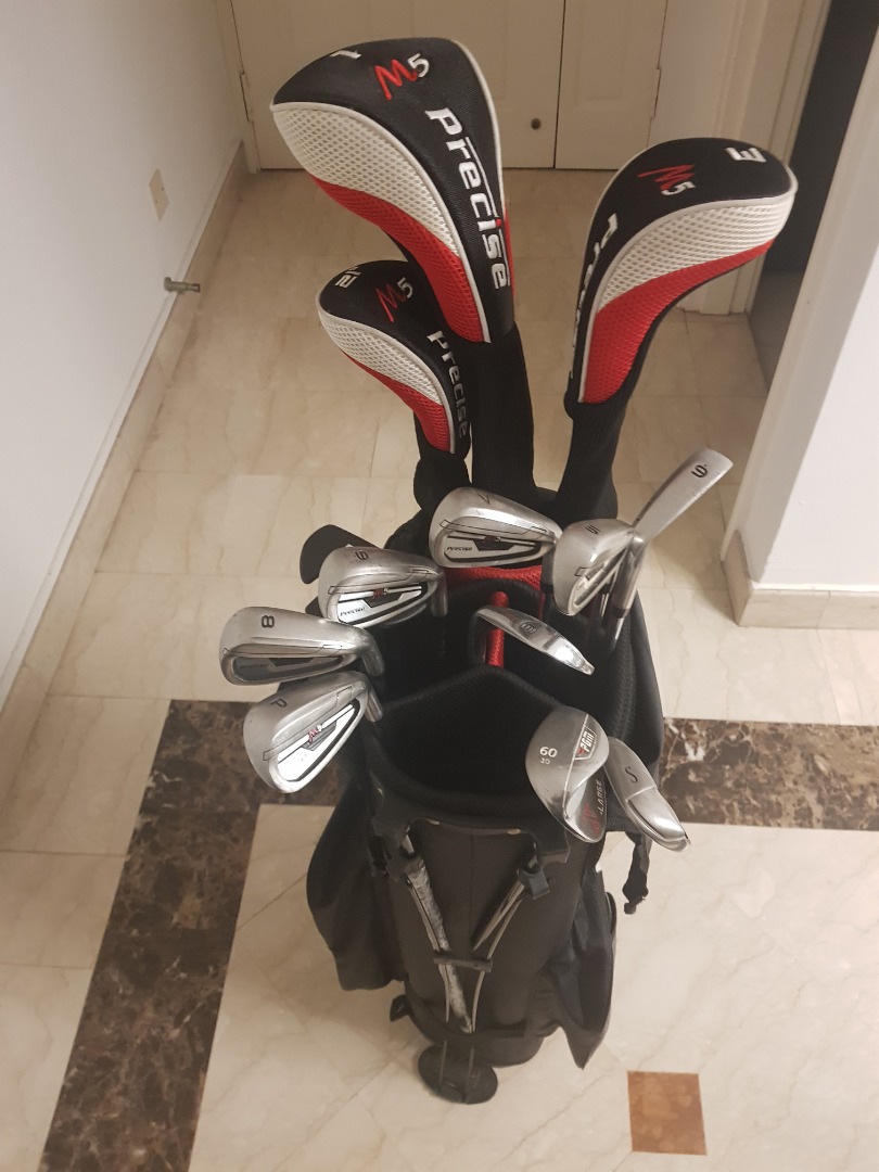 Full golf club set including golf bag, Sports Equipment, Sports & Games