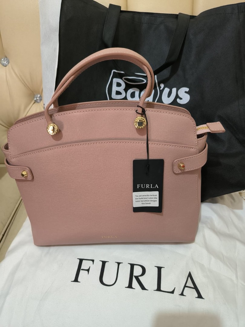 Furla Viva Mini Pochette, Barang Mewah, Tas & Dompet di Carousell