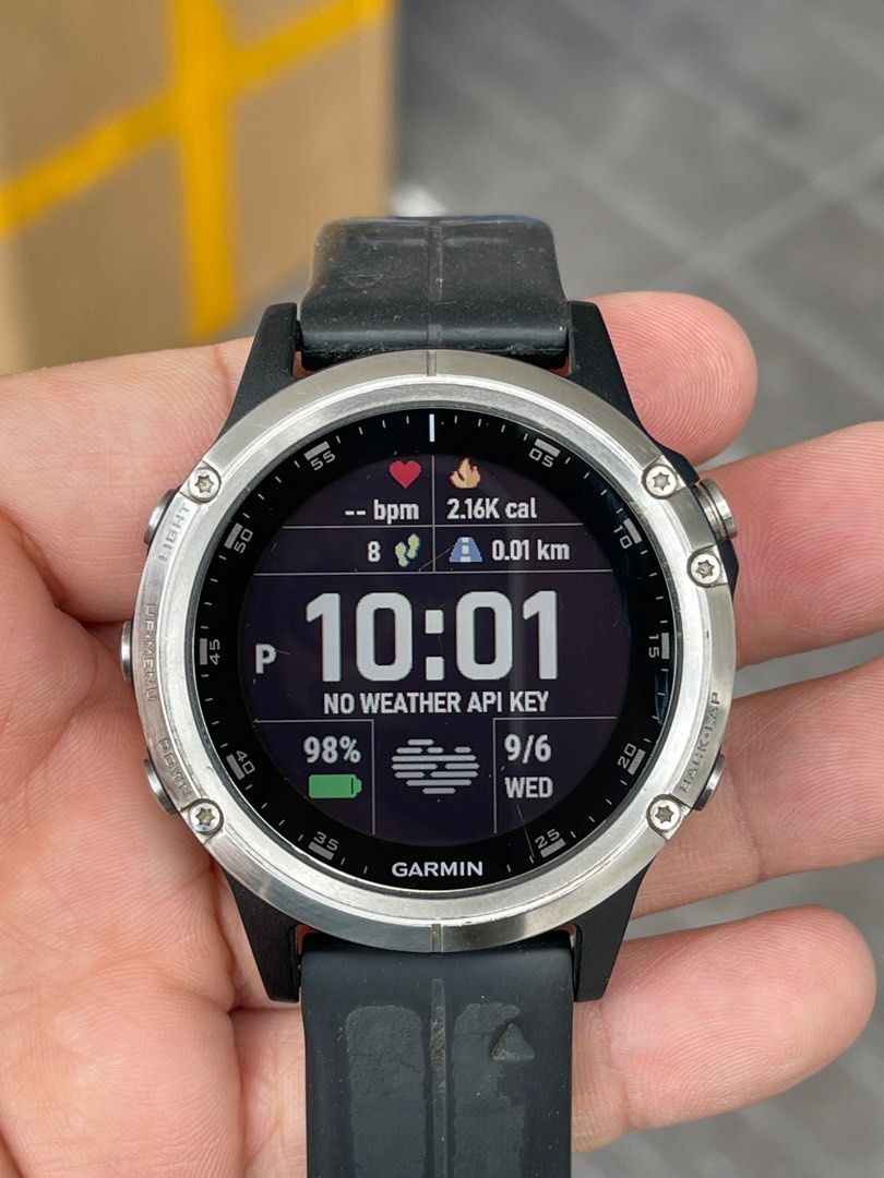Garmin Fenix 5 plus silver bezel