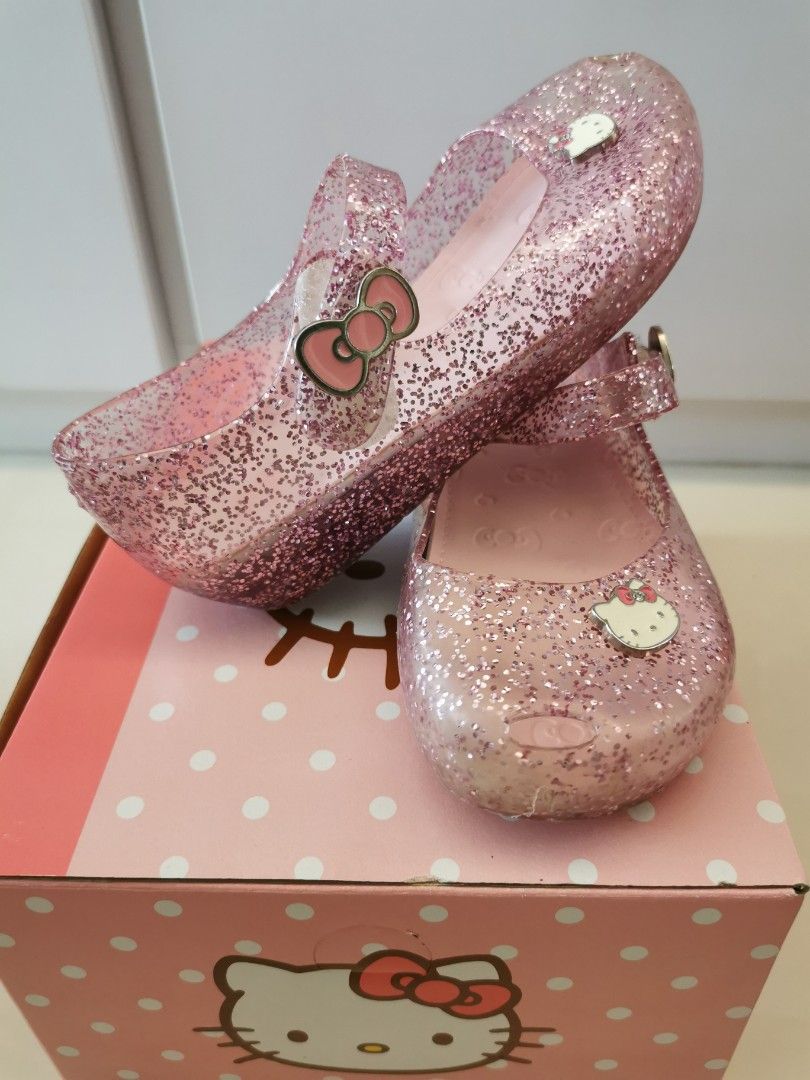 Hello kitty jelly shoes top
