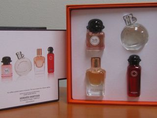 （分類：）位於 。 由 chanrose00 提交（商品編號 1261431049，圖片 1）。簡介： 。