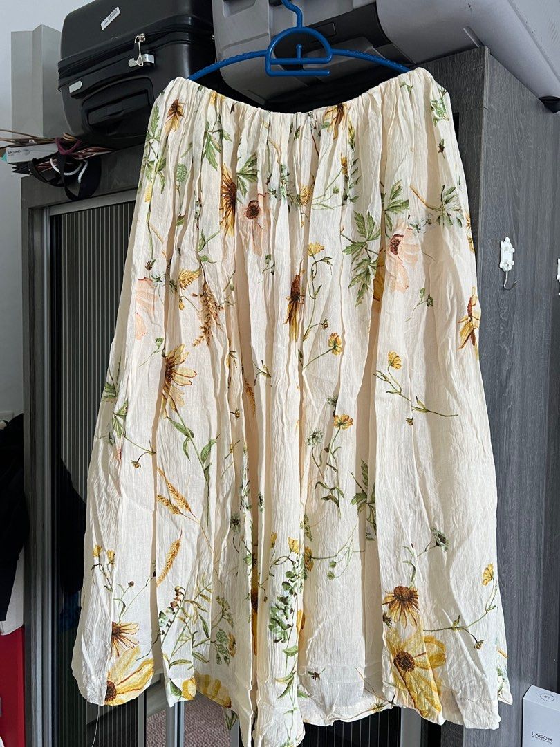 H&m floral top skirt yellow