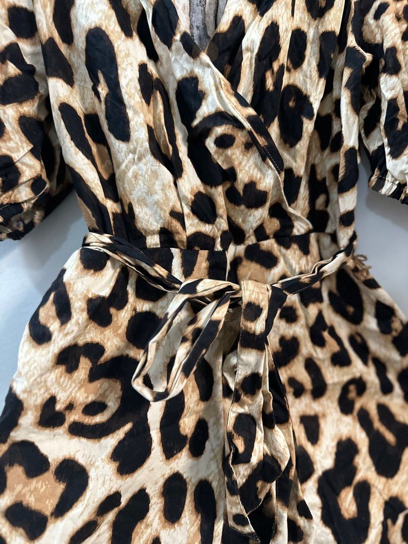 H&m leopard romper top