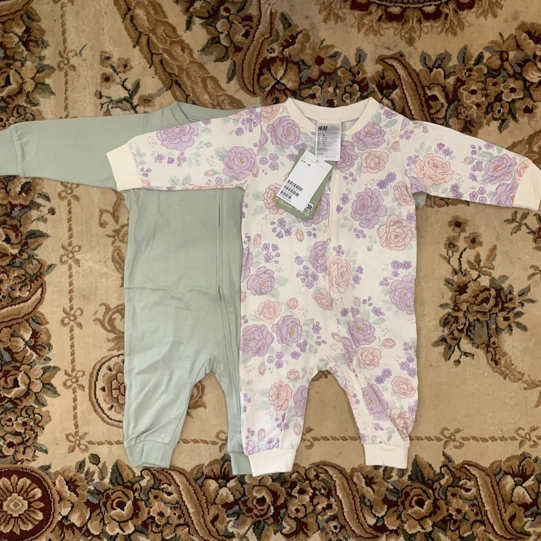 H&m sleepsuits store