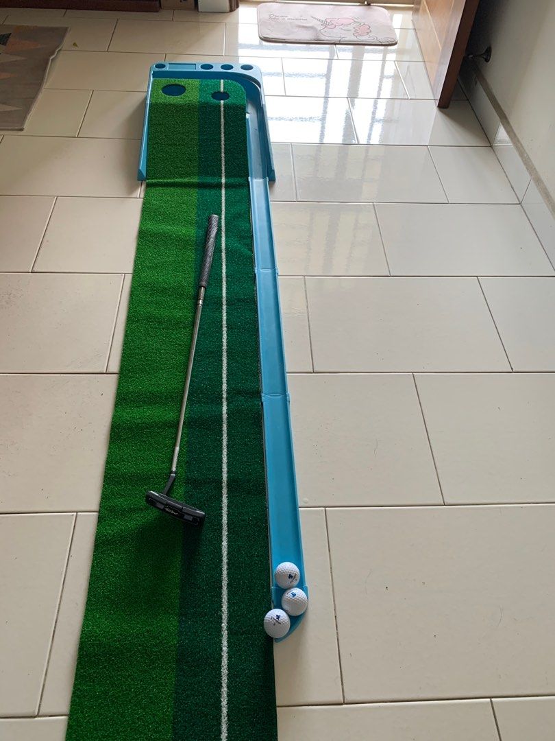 Home golf practice set, Sports Equipment, Sports & Games, Golf on Carousell
