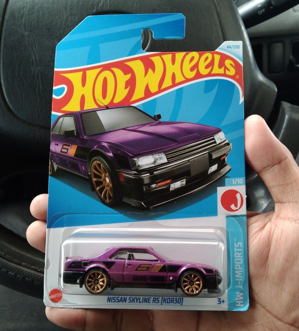 Nissan skyline rs store kdr30 hot wheels