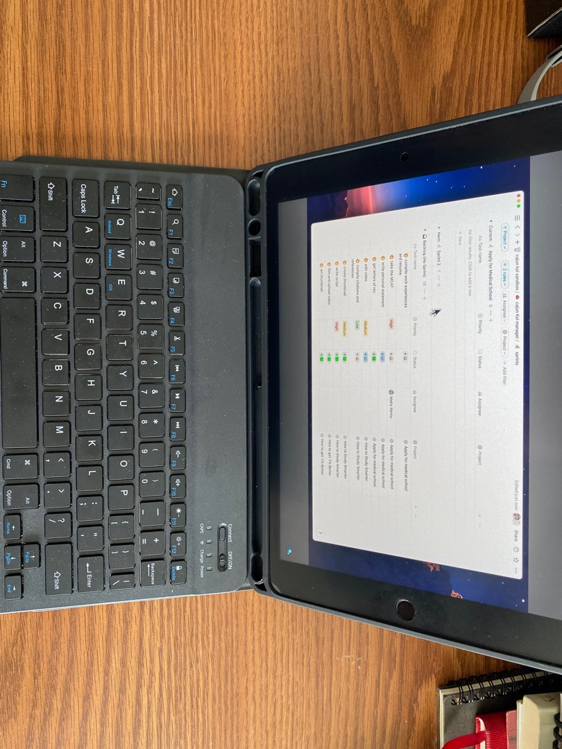 iPad 9th Generation keyboard case, Computers & Tech, Parts