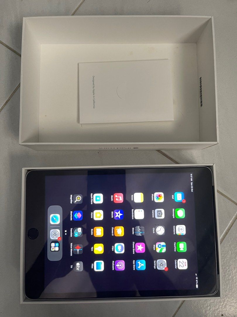 iPad Mini 4 Wifi + Cellular Space Grey 128GB, Mobile Phones