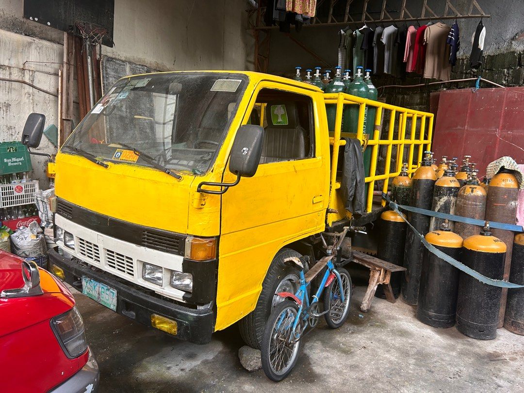 Isuzu Nkr Stake body Manual, Cars for Sale, Used Cars on Carousell