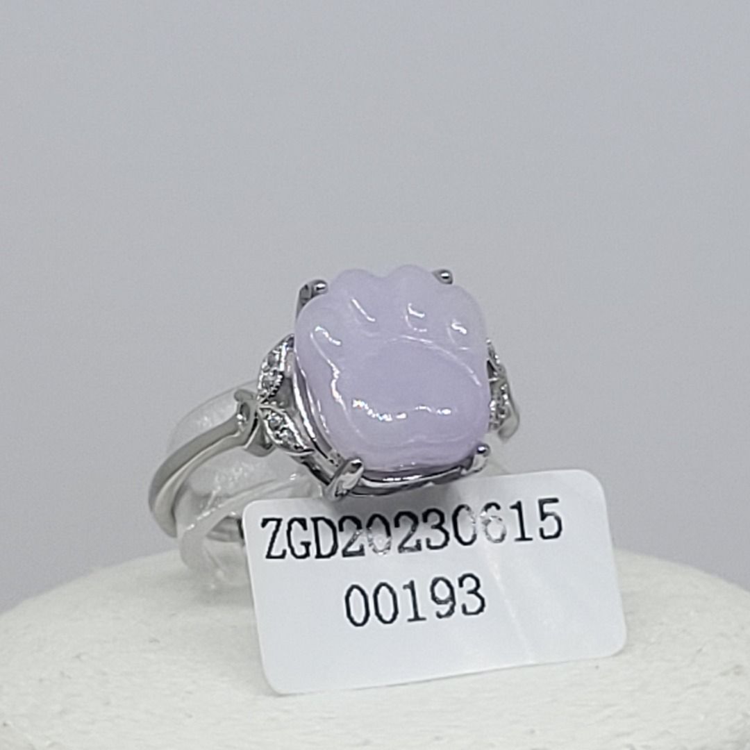 J301012 Authentic Jadeite Cat claw Female Ring. A