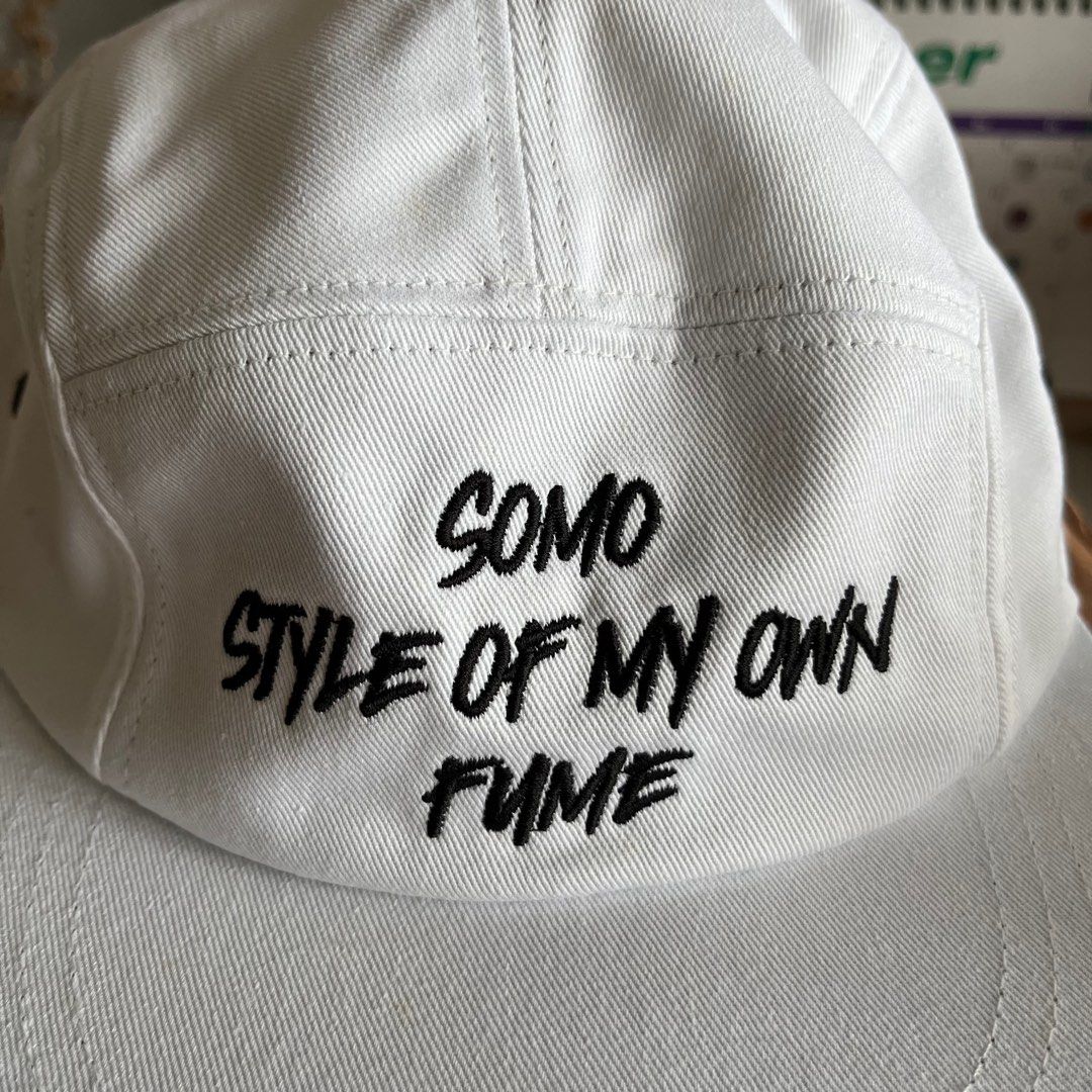 JAY B SOMO:FUME Camp Hat (Category: Caps & Hats) located in Angeles City. Submitted by thesams4 (Listing ID 1261335644, Image 2). Description: Worn once to fit only. Originally bought this for PHP 2,820. Comes with the original box as well. RFS: It really doesn’t suit me 😭.