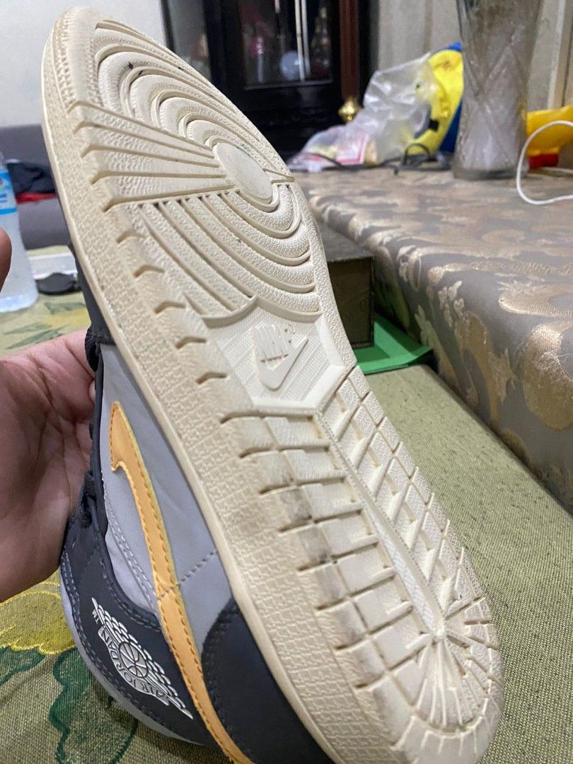 cari sepatu jordan