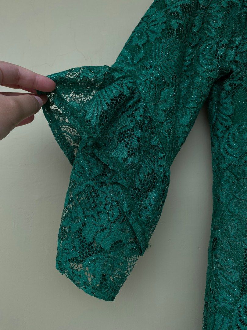 Kebaya Hijau Botol, Fesyen Wanita, Pakaian Wanita, Atasan di Carousell