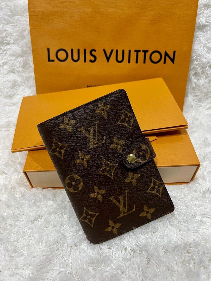 Lv Agenda Pm size with Pen, Luxury, Bags & Wallets on Carousell