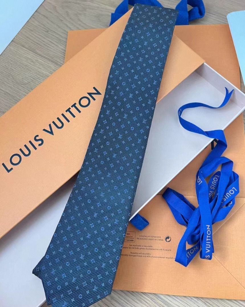 Louis Vuitton Men's Tie Blue, Men's Fashion, Watches & Accessories, Ties on  Carousell
