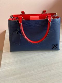 LoVey Goody on Instagram: 😍Brand New Louis Vuitton Neo Noe Red in Classic  Monogram Comes full set with receipt 👈🏻Swipe for more photos WhatsApp us  at +60123288255 for more info #lvneonoe #neonoe #