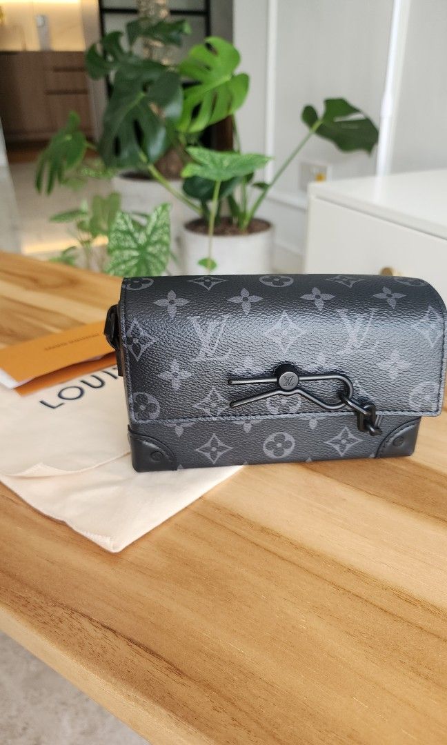 Louis Vuitton Steamer Wearable Wallet -   Steamer+Wearable+Wallet : r/zealreplica