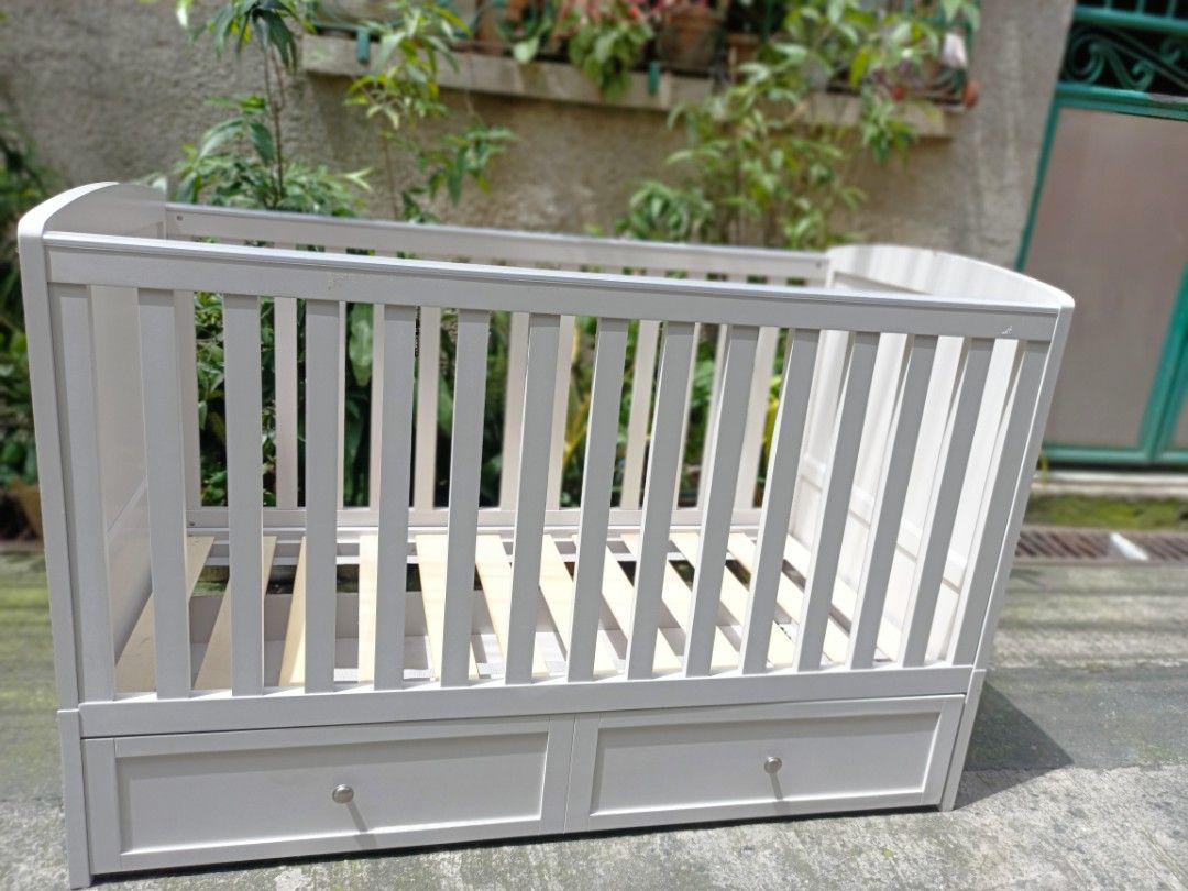 Mamia Baby wooden crib with Boori Breathable Innerspring 3D mattress