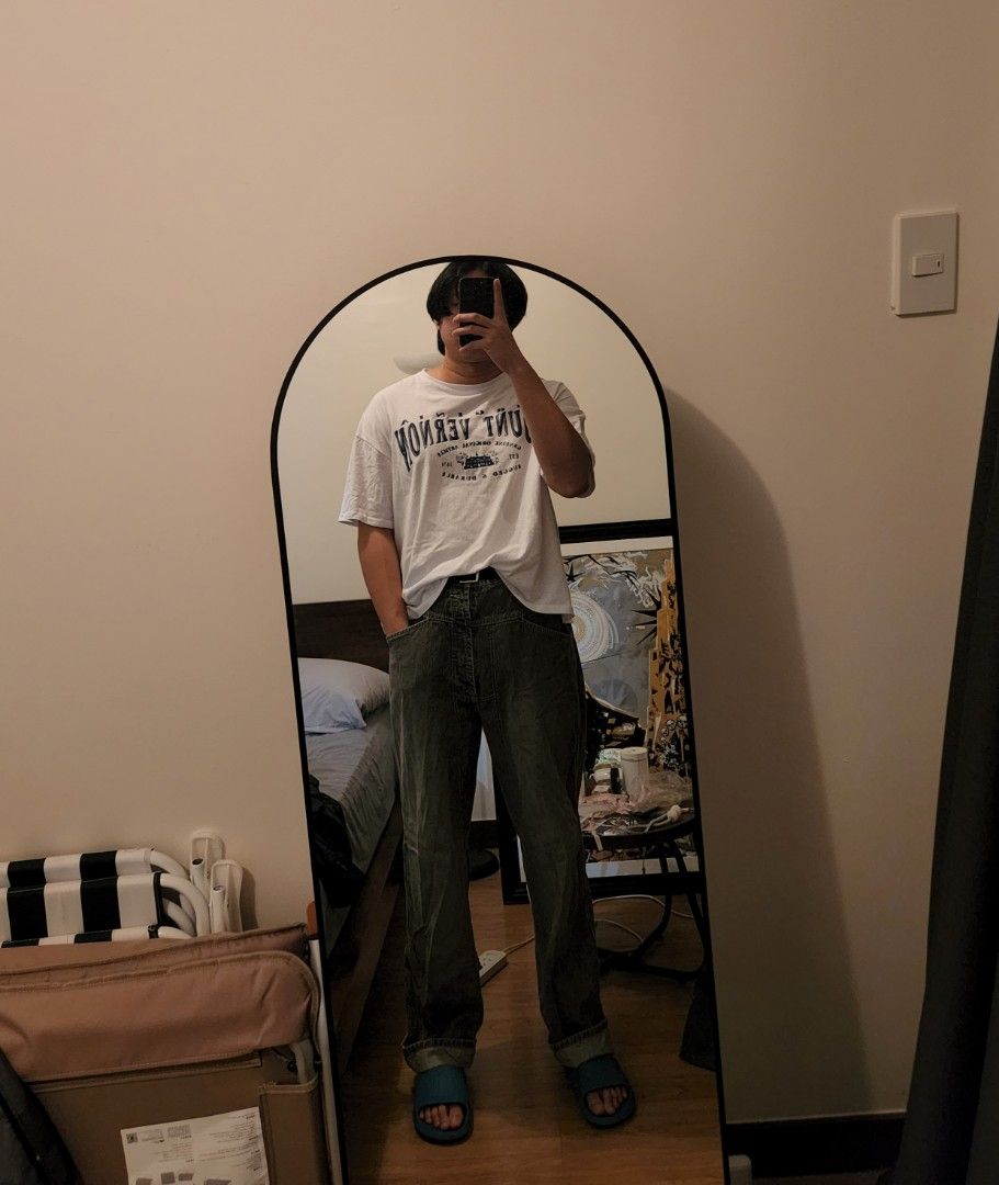 Marithe Francois Girbaud Baggy Pants (Category: Jeans) located in Quezon City. Submitted by themoreofless (Listing ID 1260191052, Image 3). Description: waist 36 x length 45 missing 1 button mb.