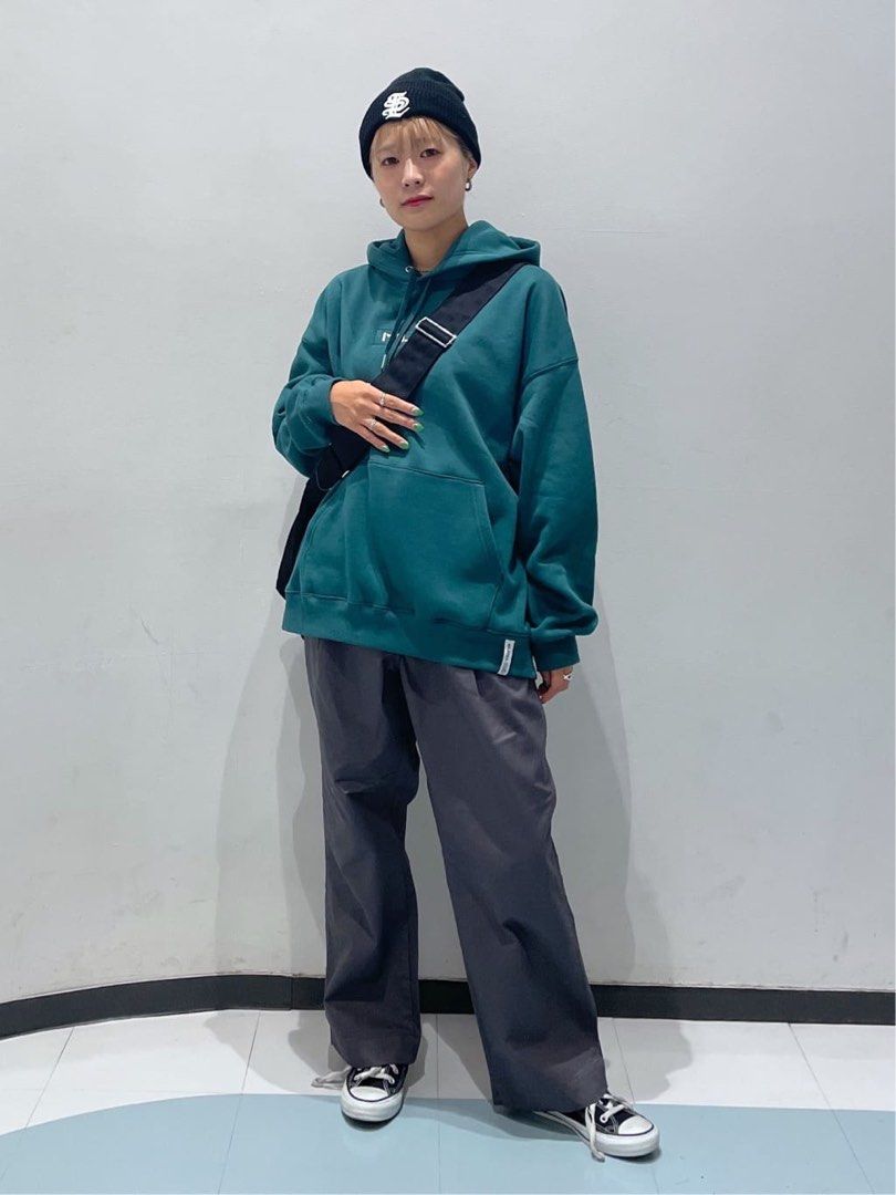 MILKFED EMBROIDERED BAR SWEAT HOODIE 衛衣, 女裝, 上衣, 背心- Carousell