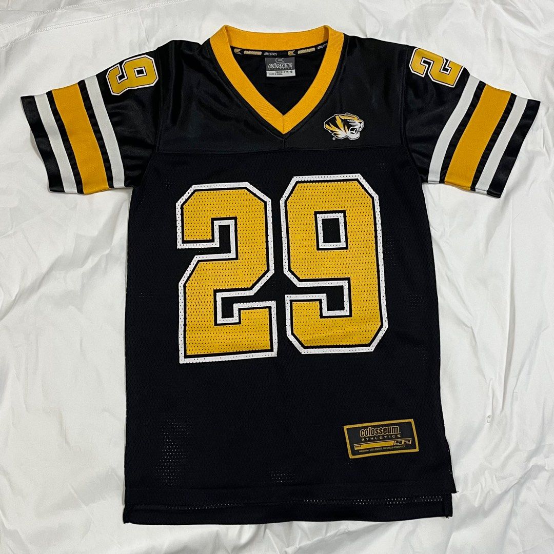 Nike Vintage Football Jersey, Men's Fashion, Activewear on Carousell