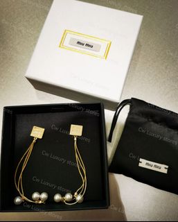 （分類：）位於 。 由 cwluxury 提交（商品編號 1261429819，圖片 1）。簡介： 。