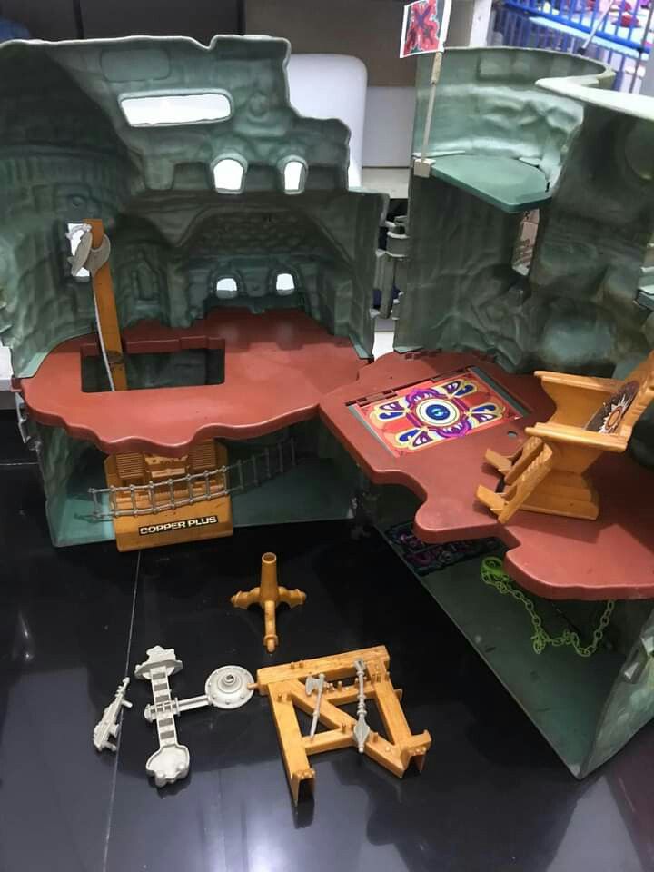 Motu vintage castle grayskull (Category: Action & Battle Toys) located in Alaminos. Submitted by leeyoungjae11 (Listing ID 1261401563, Image 3). Description: vintage motu castle grayskull manage your expectation but it is in good condition meetups alaminos laguna.
