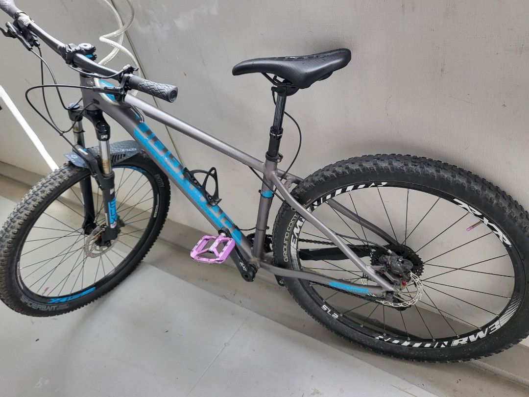 MTB Polygon with Auto seat post