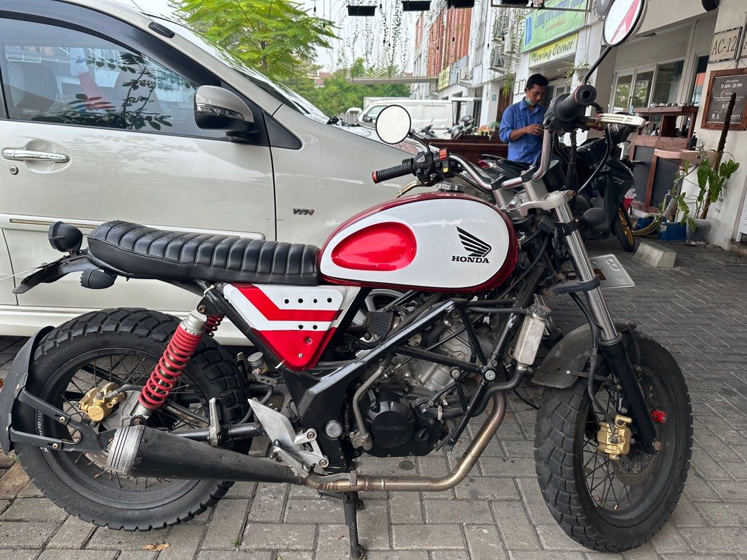 Motor custom cheap cb 150 r
