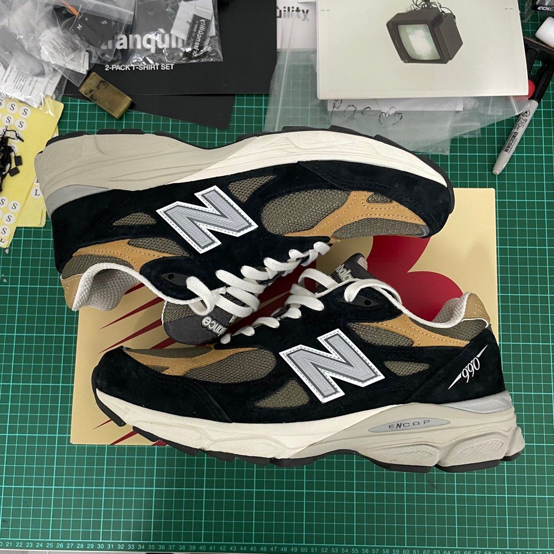 Mens new balance 990v3 slip on hot sale