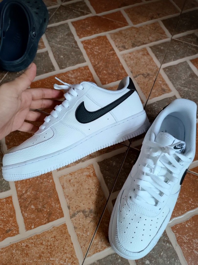 Nike air force 1 black and white (Category: Sneakers) located in Quezon City. Submitted by ryanchestercamacam (Listing ID 1261339761, Image 2). Description: Nike airforce black and white, Negotiable Bought for 5800 used only once Rfs: wrong size.
