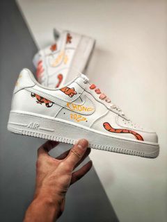 Original Nike Air Force 1 '07 Craft All White Supreme LV AF1, Men's  Fashion, Footwear, Sneakers on Carousell