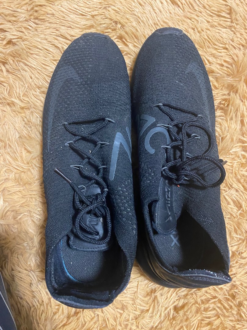 270 flyknit triple black