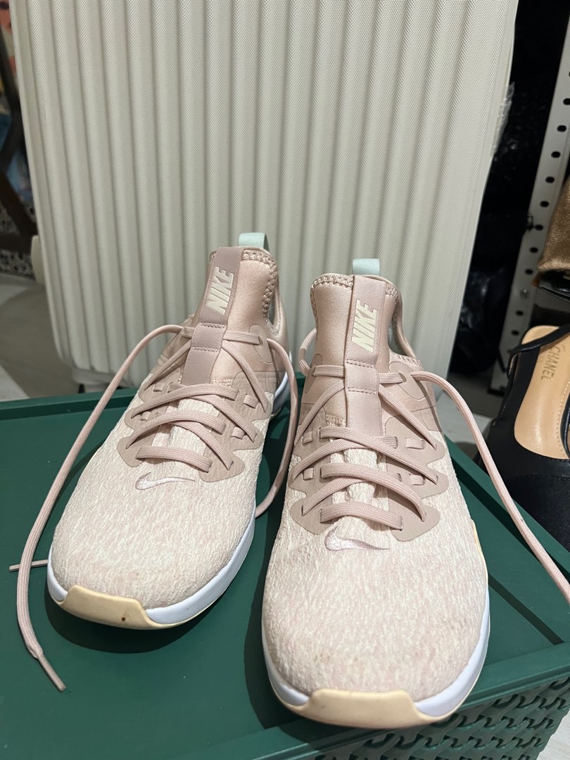 Women's nike elite discount tr