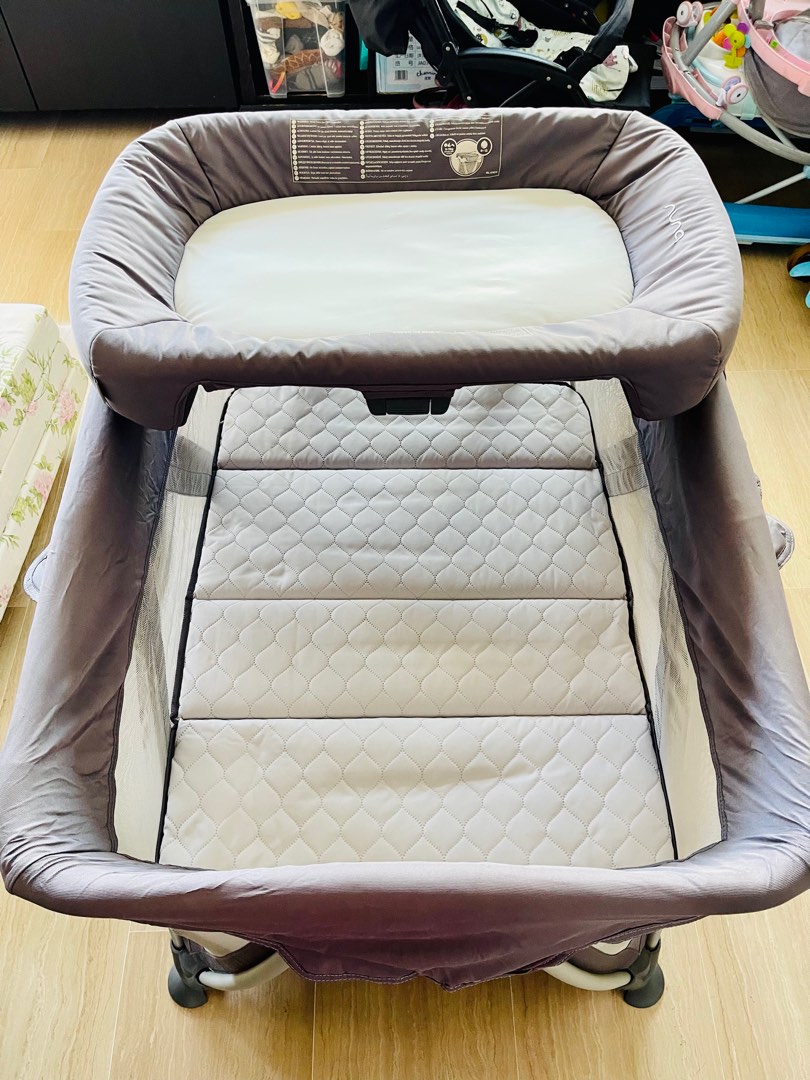 NUNA Sena Aire Baby Cot (with Babies & Kids, Baby Nursery