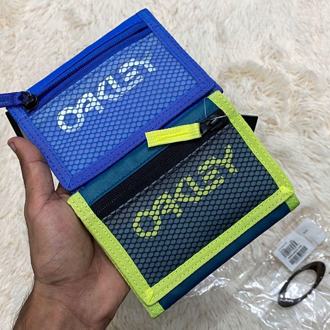 Oakley wallets deals