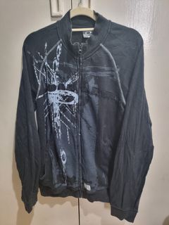 (Category: ) located in . Submitted by montonapparel (Listing ID 1261440377, Image 1). Description: .