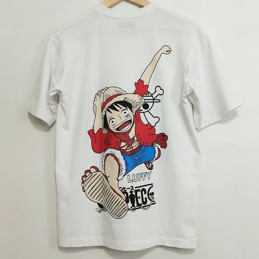 Pull&Bear One Piece - Monkey D. Luffy - Anime T-shirt(S), Men's Fashion ...
