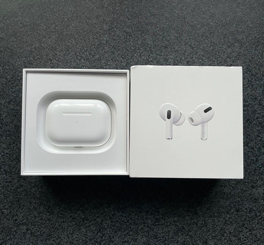 Apple AirPods Pro with MagSafe Charging Case (1st Generation