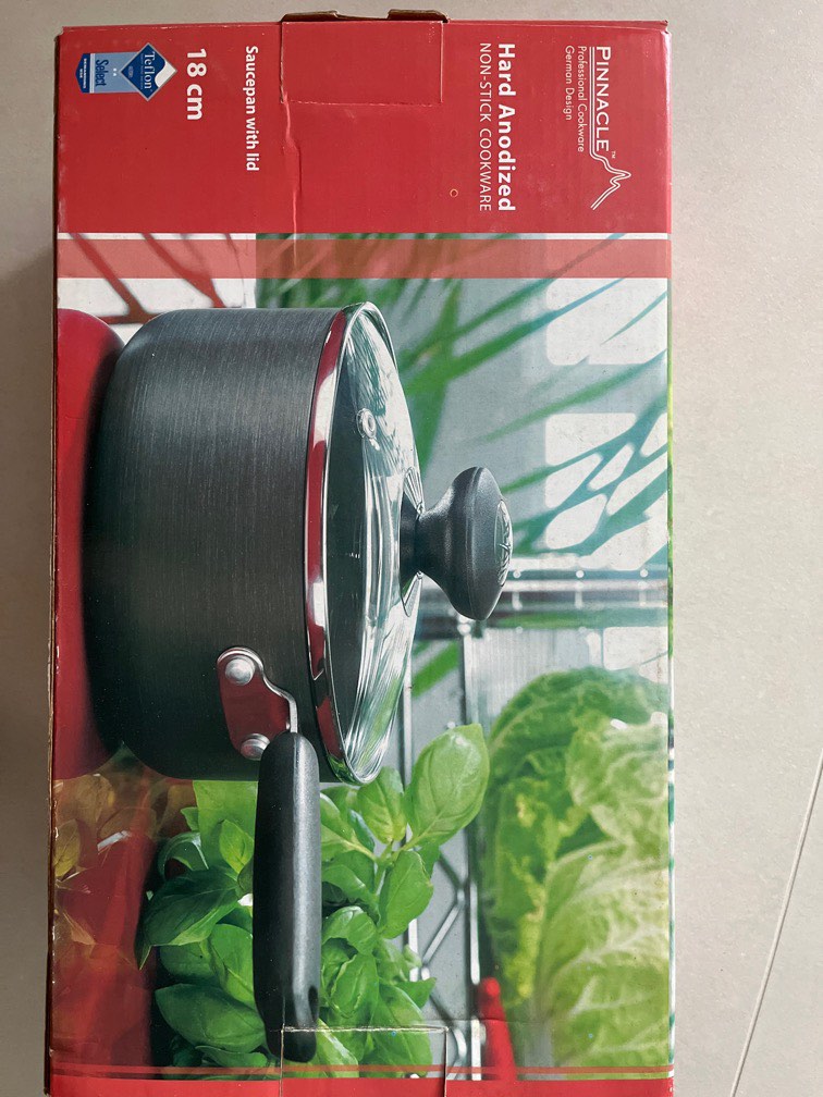 Pinnacle German nonstick saucepan with lid 18cm, Furniture & Home Living, Kitchenware