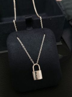 LOUIS VUITTON Sterling Silver Lockit Necklace 1222325