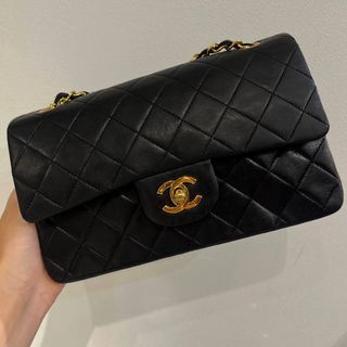 100+ affordable chanel maxi lambskin double flap For Sale, Luxury