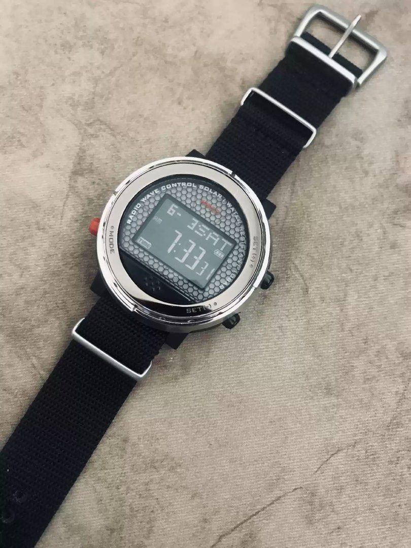 Seiko wired shop digital watch