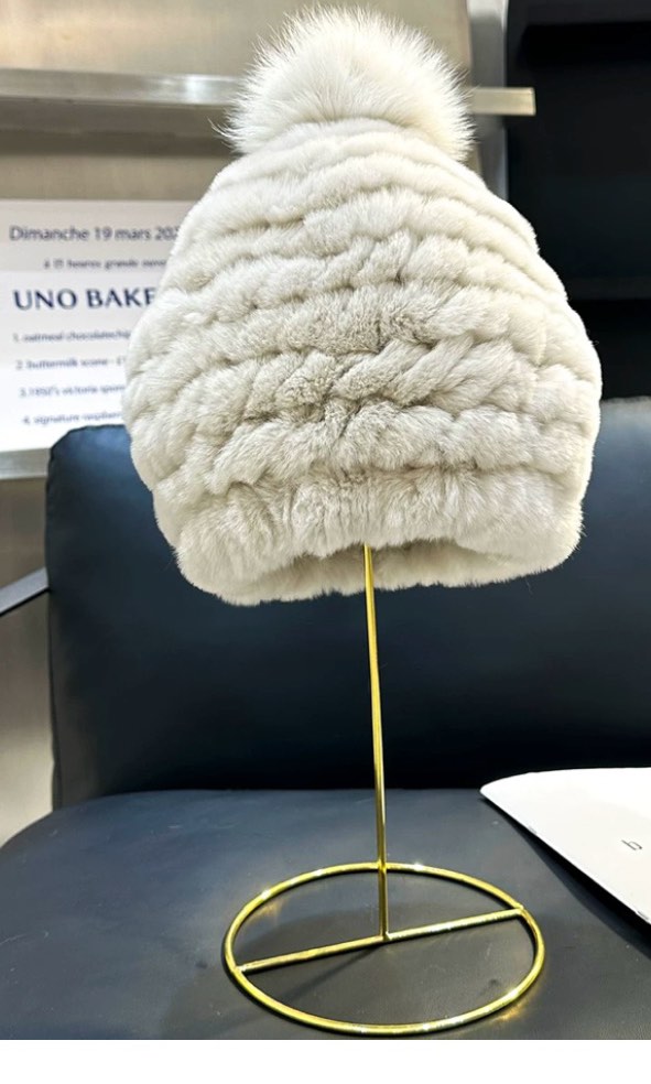 Fur beanie hat discount