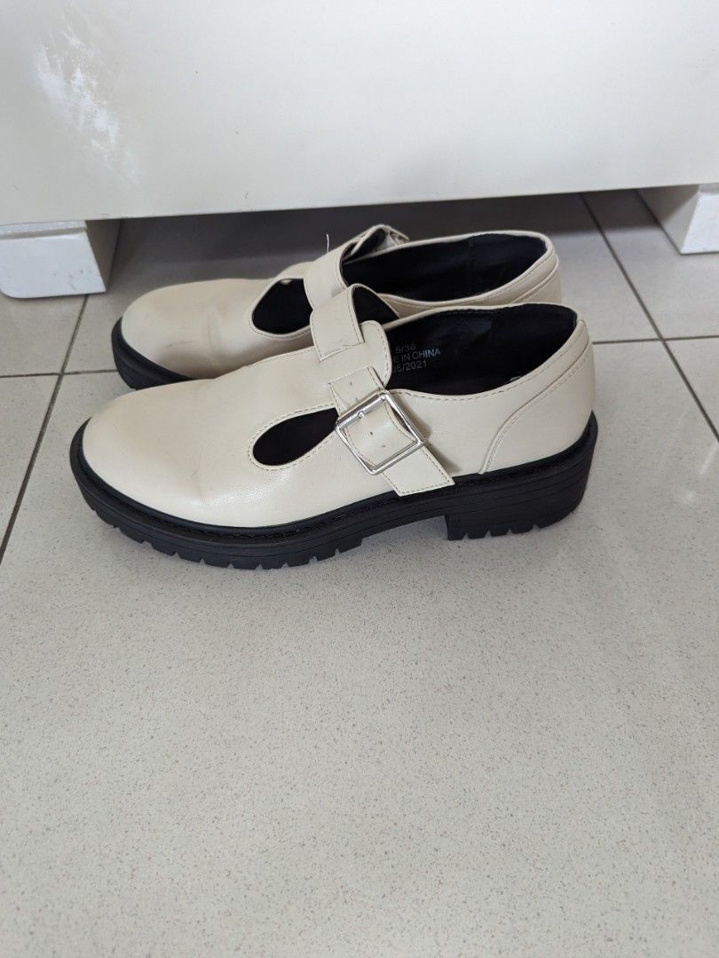 Doc marten cheap mary janes vegan